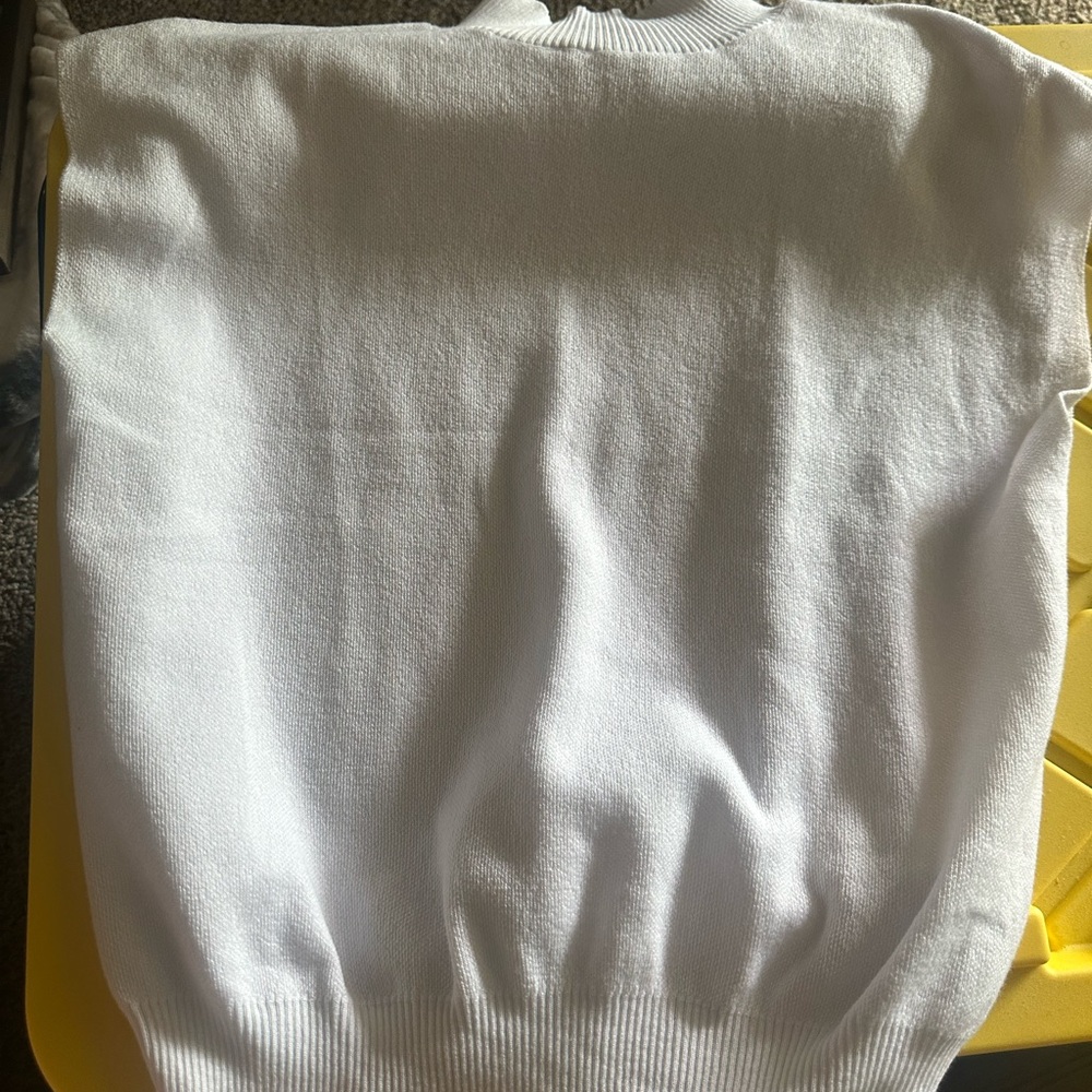 SHEIN White Sweater Vest